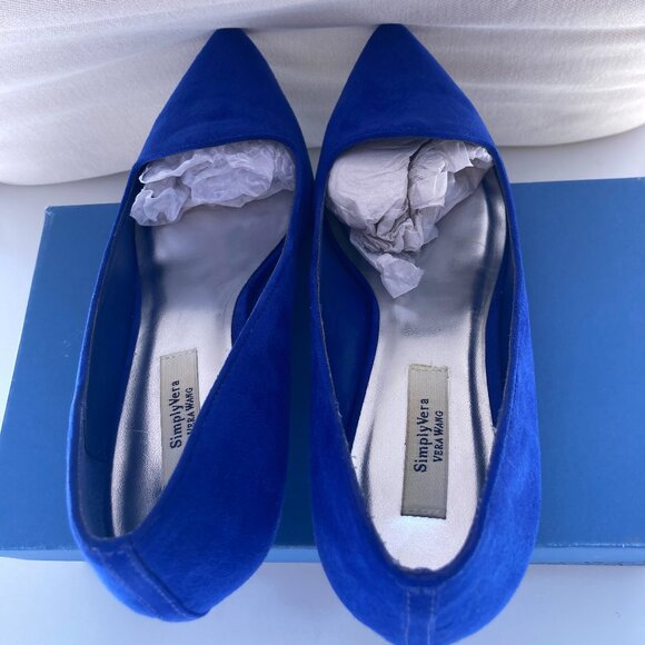 Vera Wang Women's Blue Courts - Picture 11 of 12